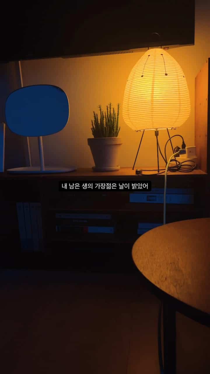 私は朝のルーチンにビタミンエッセンスを合わせました。
#ルメネビタミンエッセンスが好きでおすすめです^^

＃コンスープ記録集＃ルーチン＃インテリア＃寝室インテリア＃ブラインドインテリア＃ブラインドおすすめ 