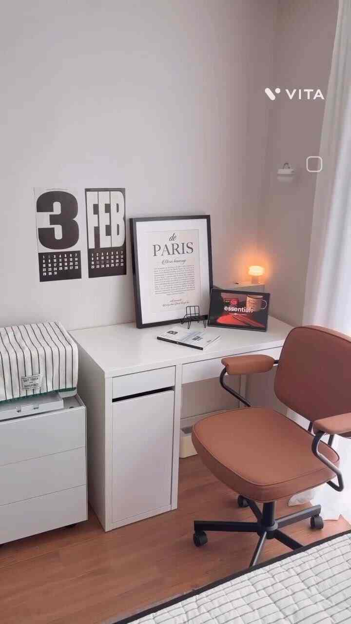 ➕これ一つで部屋の雰囲気終わりました！

キャメルカラーショパが本当に欲しかったのに
キャメルカラーコンピュータチェア
このカラーひとつで本物の雰囲気完全アップ！

座る瞬間「あ、これだ」したい快適さまで✔️
きれいなのに楽になると…これはただの反則ではありません😌

空間の雰囲気も取ります。
座る時間まで気分良くなるアイテム✨

＃コンスープ記録集 
＃オフィスチェア＃デスクチェア＃チェア推奨＃チェアインテリア
＃インテリアアクセサリー＃ホームオフィス＃部屋の装飾＃デスクインテリア
＃インテリアスタイル＃かわいい椅子＃ポスター＃カレンダーおすすめ