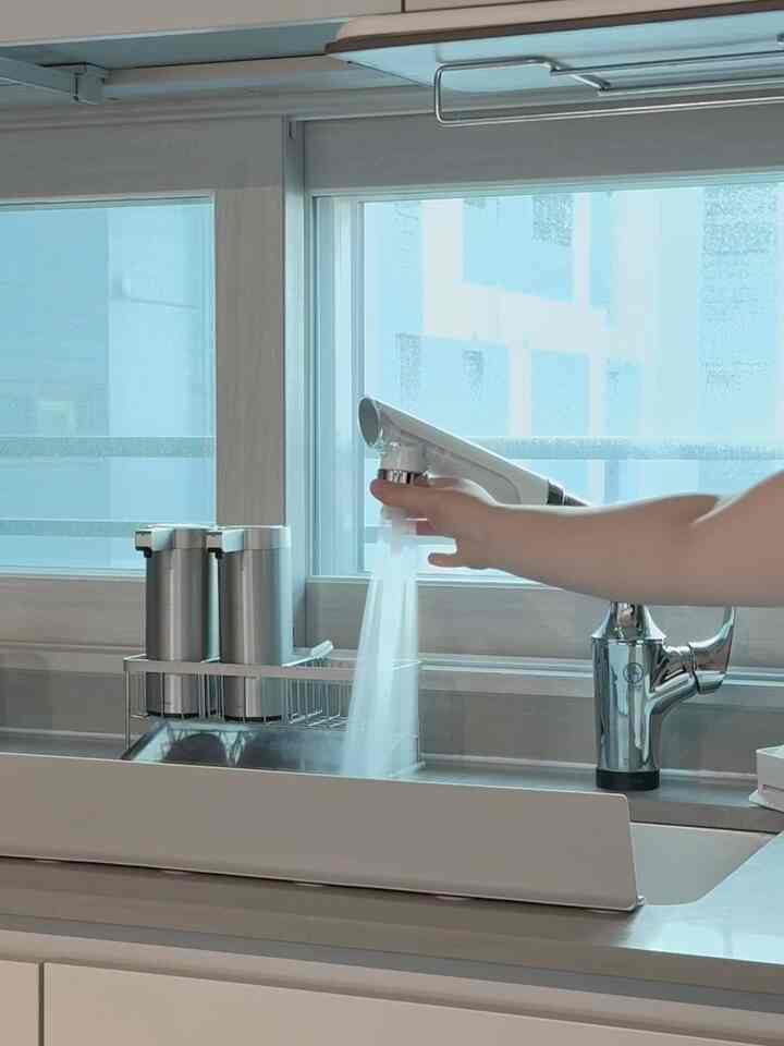 #제품제공 @dr.piel_official
⠀⠀⠀⠀⠀⠀⠀
キッチン用プレミアムフィルター！ドクターフィエル
3段噴射レバーで使用目的に応じて可能
噴射方法が3つあり、効率的に
使用可能なので、気に入っています:) #콘수프기록집 
