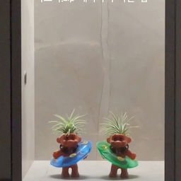 🏡 박고박.zip 미니 홈투어 #2
세 가족이 함께 살아가며,
조금씩 우리만의 색으로 채워가는 집입니다.
매일 맛있는 요리를 만드는 주방과 
가족이 함께 시간을 보내는 거실,
아이의 취향으로 채워져가는 아들방.
———————————————
그리고 그 공간에서 가장 신나게 누비고 계시는 우리 집 박씨 아들👦🏻🤍
오늘 두번째 영상으로 담아와봤습니다 :)
남은 주말도 모두들 행쇼💕
#콘수프기록 #웰컴미션 #라이트그룹 #미니집들이
#미니홈투어 #집들이 #홈투어 #룸투어 #집들이영상
#아파트 #아파트인테리어 #신축아파트 #입주아파트 
#아파트리모델링 #홈스타일링 #오브제 #오브제인테리어
#거실인테리어 #거실확장 #주방 #주방인테리어 #아들방
#아들방꾸미기 #아이와사는집 #아이가사는집 #육아맘
#아들맘 #선팔 #맞팔 #소통