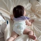 이불이 얼마나 좋은지 감도안옴👶🩷

#장마철 #집콕 #집콕일상 #아기랑 #놀이 #뱀띠아기 #뱀띠맘 #육아일상 #소통 #좋아요 #팔로우 #맞팔환영 