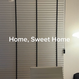Home, Sweet Home 🏠🤍
화이트와 우드톤을 베이스로
작은 오브제와 그림으로 포인트를 더한 우리 집.
하루의 끝에는 창밖으로 예쁜 노을까지 🌅
My Home, Sunset View 🤍
#오늘의집 #집꾸미기 #집스타그램 #홈스타그램 #인테리어 #홈인테리어 #신혼집 #신혼집꾸미기 #아파트인테리어 #화이트인테리어 #화이트우드인테리어 #미니멀인테리어 #모던인테리어 #감성인테리어 #집소개 #홈투어 #룸투어 #마이홈 #ftc27기 