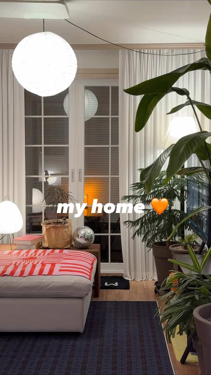 私の家😌🧡

＃今日の家＃家の装飾＃セルフインテリア＃部屋の装飾＃ホームスタイリング＃自宅で最も忙しい＃家のインテリア＃構築アパートのインテリア＃構築アパート＃ウッドインテリア＃居心地の良いスペース＃ヒーリングタイム＃私たちの家＃リビングスタイル＃照明レストラン＃私たちの家の照明自慢＃ダイニングルームインテリア