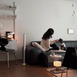 디퓨저도 스마트하게~ 
앱제어 가능~ 최대 60평까지 커버되고
나노 미스트 급속 발향으로 빠르고 멀리 퍼지는
오흐 전자 디퓨저! 🌬️🌪️
#콘수프기록집 #전자디퓨저 #향테리어 #디퓨저추천 #거실인테리어 #반려동물과함께사는집 #강아지와함께사는집 #푸들 #실버푸들 
