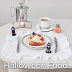 👻 할로윈 푸드, 어렵지 않아요.
#오늘의우리집 #콘수프기록집
오늘의 주인공은 꼬마 유령이에요.

식빵 위에 미트볼을 올리고
치즈 이불을 덮어 오븐에 쏙!
유령 토스트가 완성됐어요🎃

열심히 만든 메뉴 영상 찍다가
기승전 냥이로 마무리...😆(?)

올해도 우리집 식탁은 
귀여움 과다입니다🧡

#달콤다린 #할로윈푸드 #할로윈음식 #할로윈홈파티 #할로윈파티 #할로윈파티용품 #할로윈테이블 #할로윈소품 #할로윈꾸미기  #할로윈홈파티 #캐릭터도시락 #캐릭터푸드 #푸드아트 #푸드플레이팅 #할로윈장식 #홈파티테이블 #홈파티플레이팅 #파티음식 #파티테이블 #키즈도시락 #도시락꾸미기 #도시락아이디어 #할로윈 #할로윈데코 #할로윈인테리어